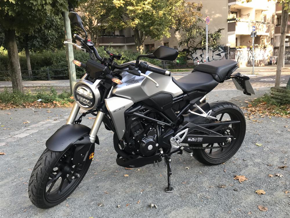 Motorrad verkaufen Honda CB 300 R Ankauf